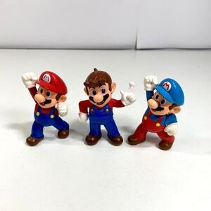 JAKKS Super Mario Bros 2.5" World of Nintendo Action Figure Raised Fist Lot of 3